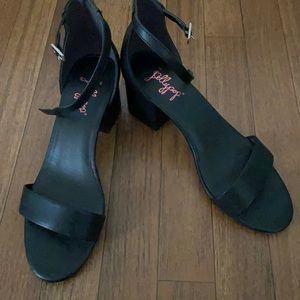 Black low block heel shoes